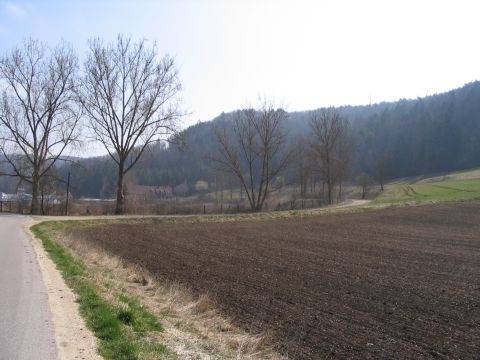 Ausfahrt aus dem Zementwerk