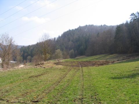 Ausfahrt aus dem Zementwerk