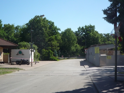 Bahnbergang Industriegebiet Hockenheim Talhaus