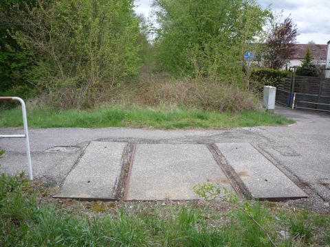Ehemaliger Bahnbergang