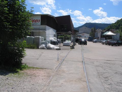 Zufahrt zum Lagerhaus Schramberg