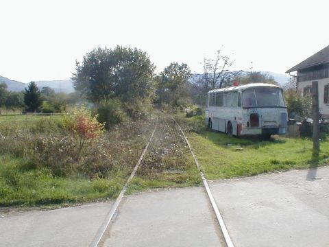 Bahnbergang und Bahnwrterhaus in Wallbach