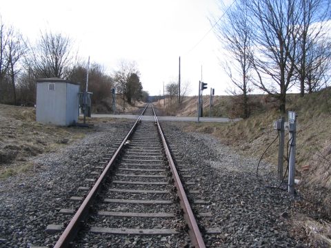 Bahnbergang ber die Strae nach Burgweiler