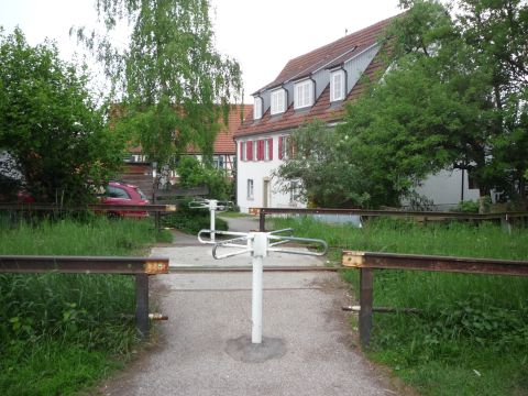 Fugngerbergang zwischen Haldenweg und Wiesenweg