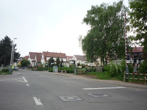 Bahnbergang ber die Bahnhofstrae