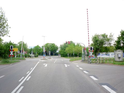 Bahnbergang ber den Waldcker