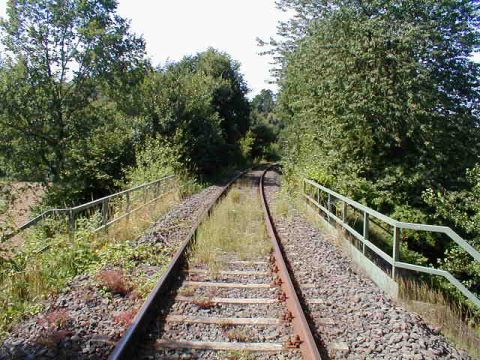 Br�cke �ber die Stra�e von Niederjosssa nach Schlitz