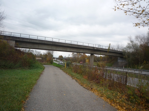 Brcke ber die B 3