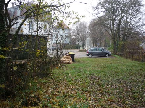 Brcke ber einen einen Wassergraben