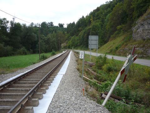 Bahnbergang an der Strae von Eyach nach Stetten