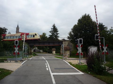 Bahnbergang ber den Sankt-Luzen-Weg