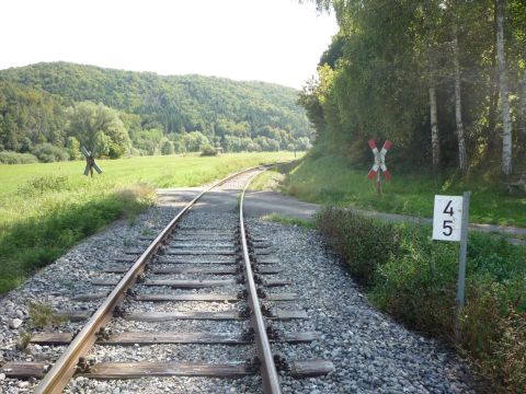 Bahnbergang zwischen Mhringen und Bad Imnau