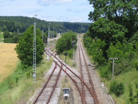 Einfahrt in den Bahnhof Oberheutal