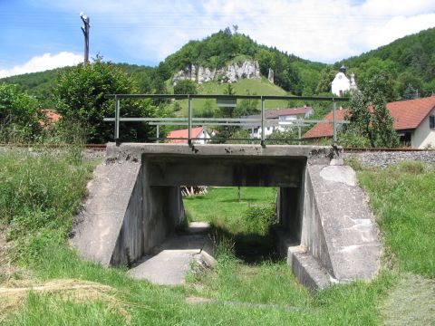 Br�cke in H�tten 