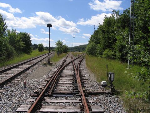 Einfahrt in den Bahnhof Oberheutal
