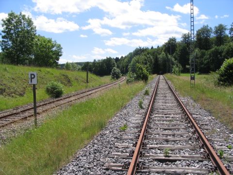Einfahrt in den Bahnhof Oberheutal