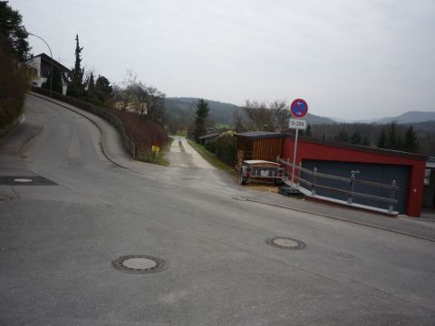 Bahnbergang aus Gomaringen