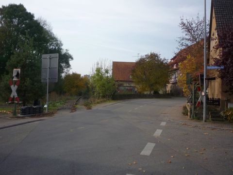 Bahnbergang ber die Cleebronner Strae