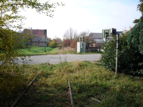 Bahn�bergang �ber die Rodbachstra�e Stra�e