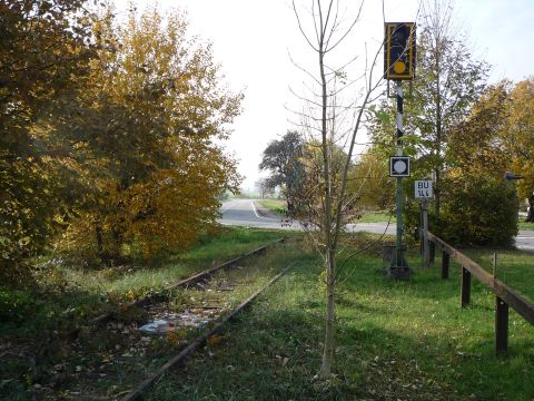 Bahn�bergang �ber die Maulbronner Stra�e