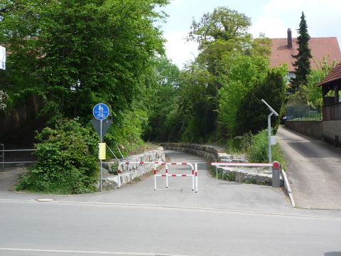Bahnbergang ber die Hauptstrae
