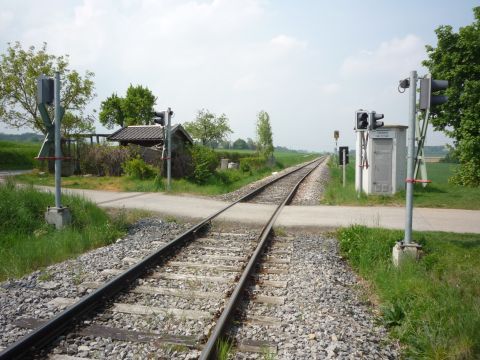 Bahnbergang zwischen Hemmingen und Heimerdingen