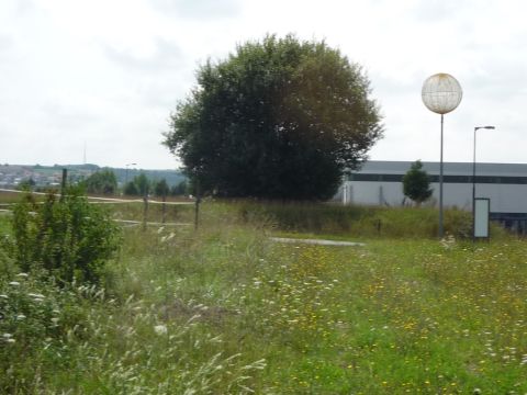 Bahnbergang ber den Planetenweg