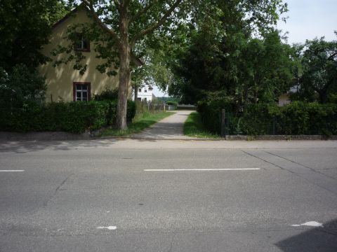Bahnbergang ber die Hauptstrae